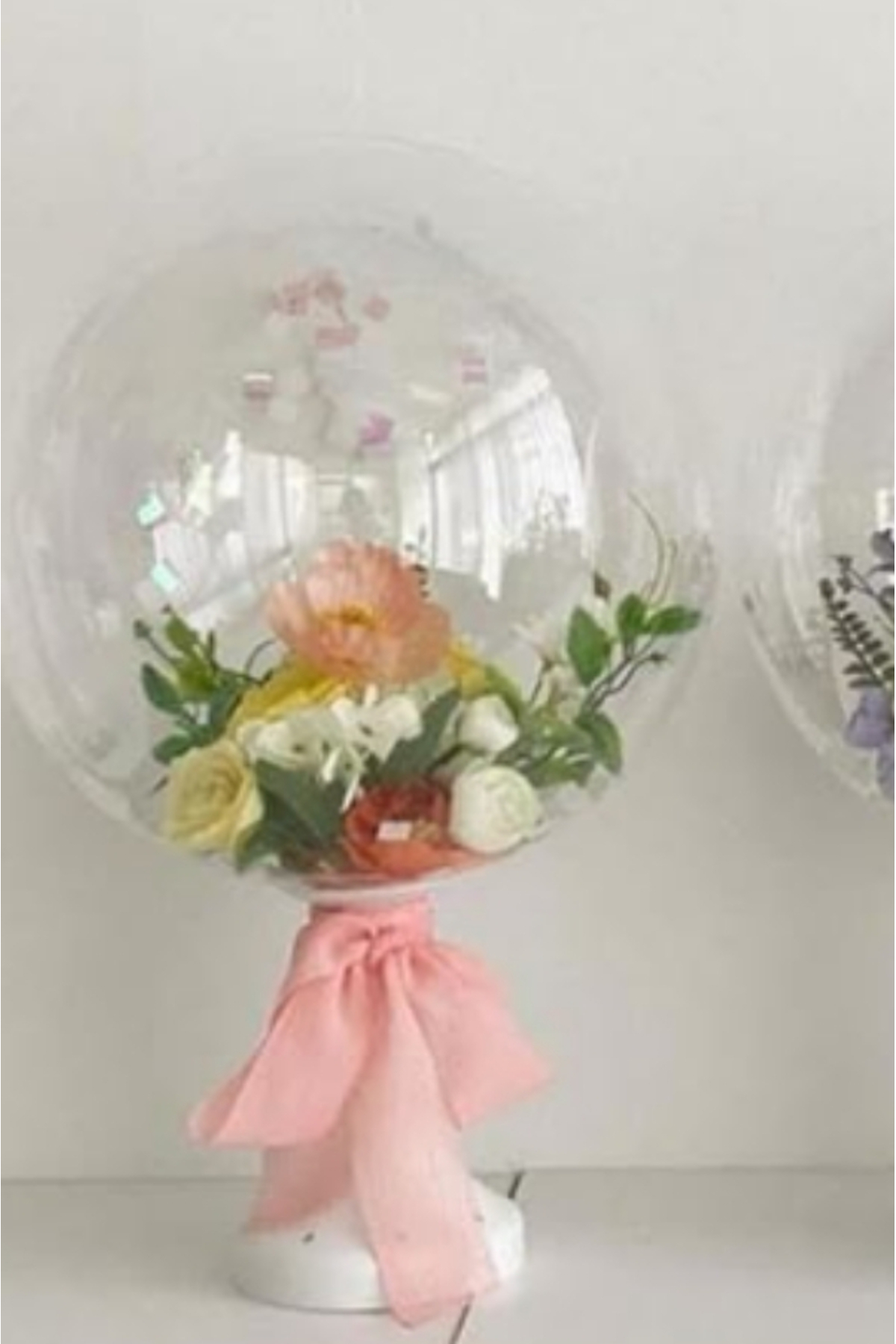 Bobo Balon Standı – Çiçek Standı ve Şık Hediye Sunum Vazosu